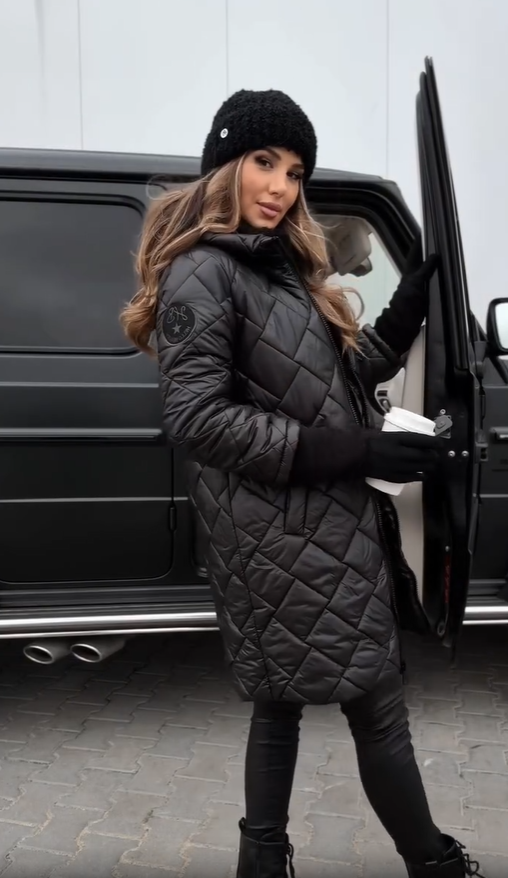 Emma™ - Elegant Quilted Down Jacket with Hood