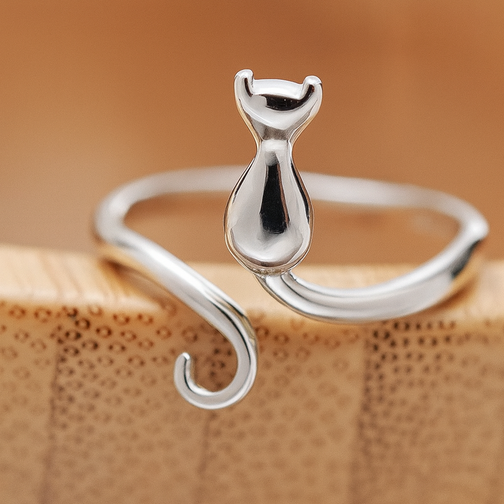 Elegant Stainless Steel Artistic Cat Ring