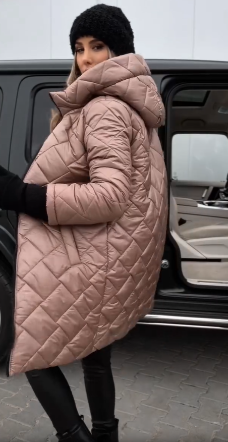 Emma™ - Elegant Quilted Down Jacket with Hood