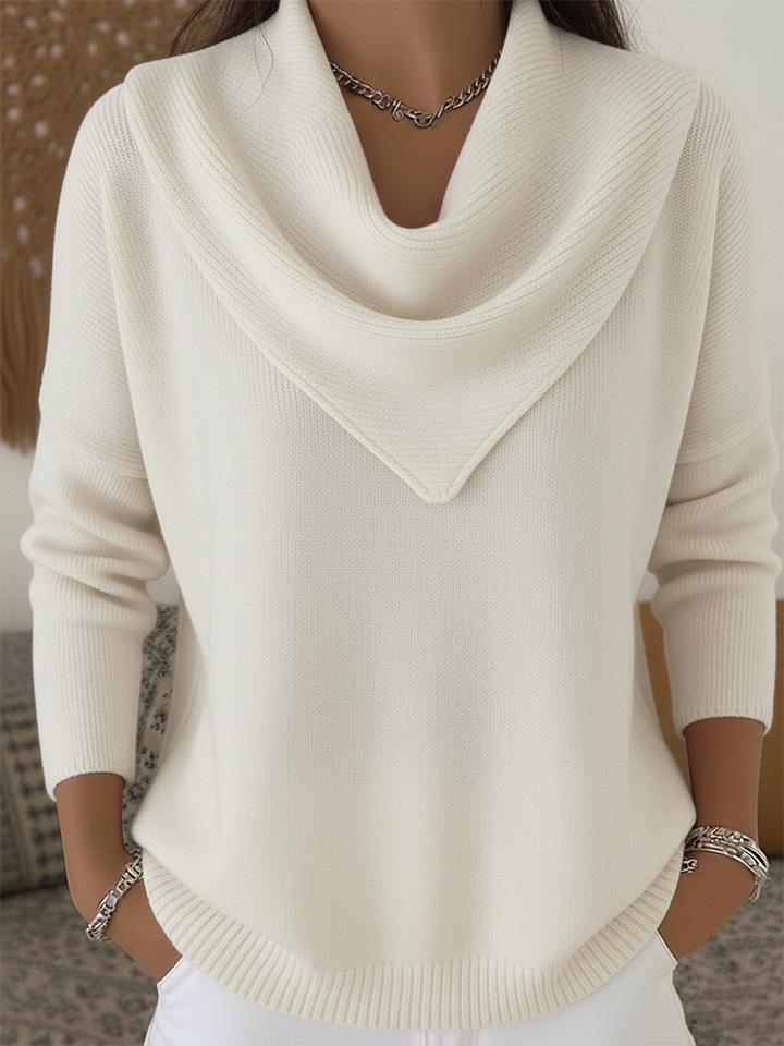 Hailey™ - Elegant Retro Triangle Neck Sweater